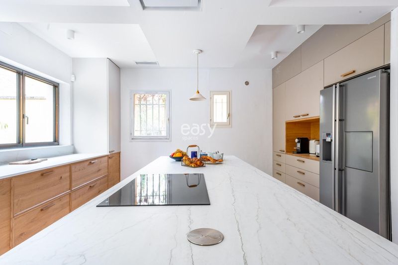 House Available to Rent for Professional Photography Shooting Session in France